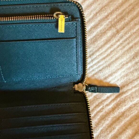 Tory Burch Wallet - Picture 3 of 4